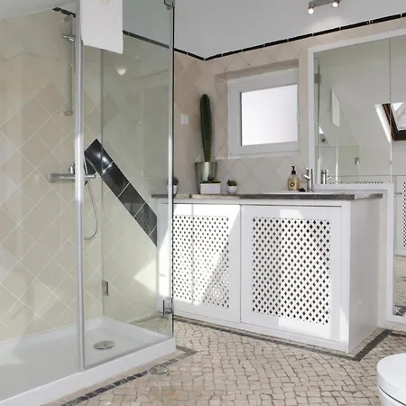 Downtown With Sea View Apartamento Cascaes