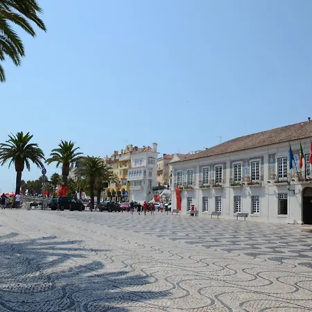 Downtown With Sea View Apartment Cascais